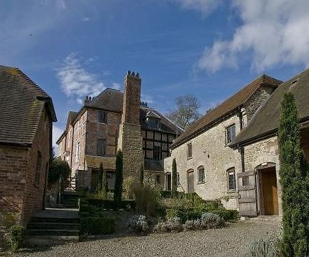 Old Downton Lodge ลุดโลว์ ภายนอก รูปภาพ