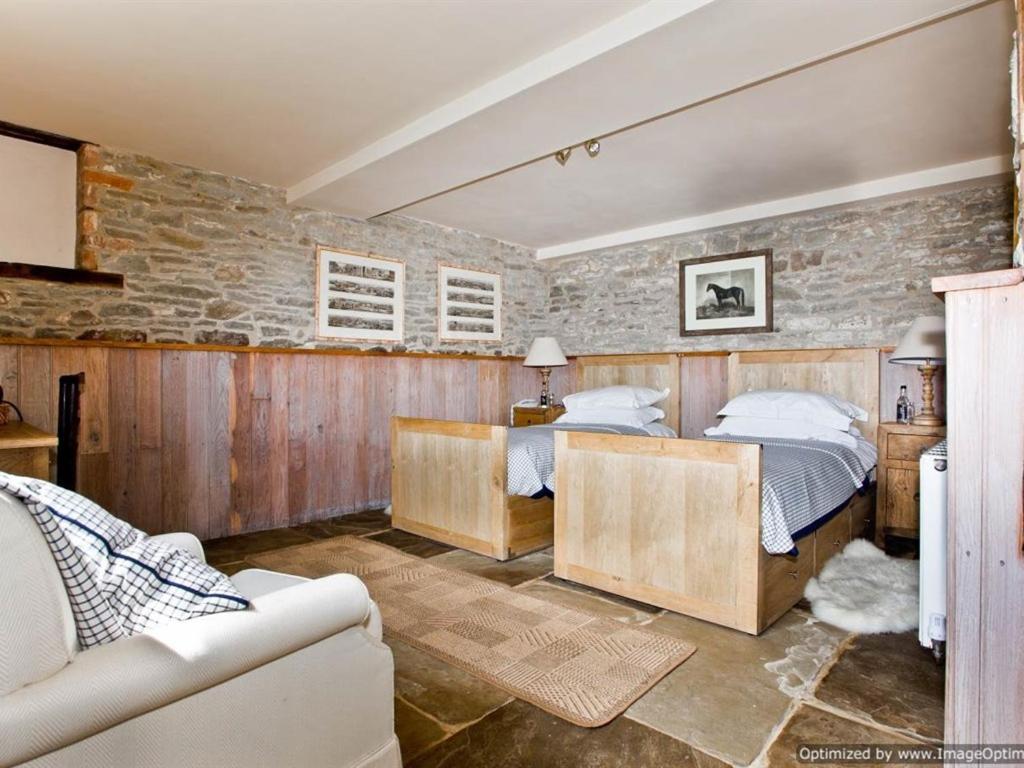 Old Downton Lodge ลุดโลว์ ห้อง รูปภาพ