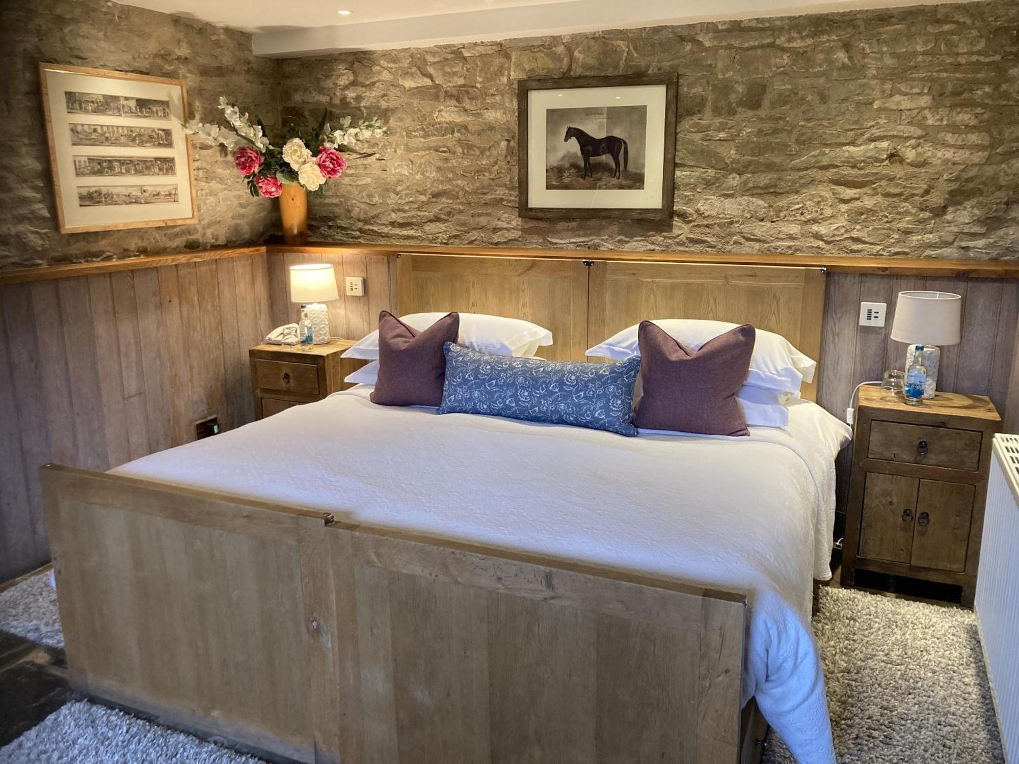 Old Downton Lodge ลุดโลว์ ภายนอก รูปภาพ