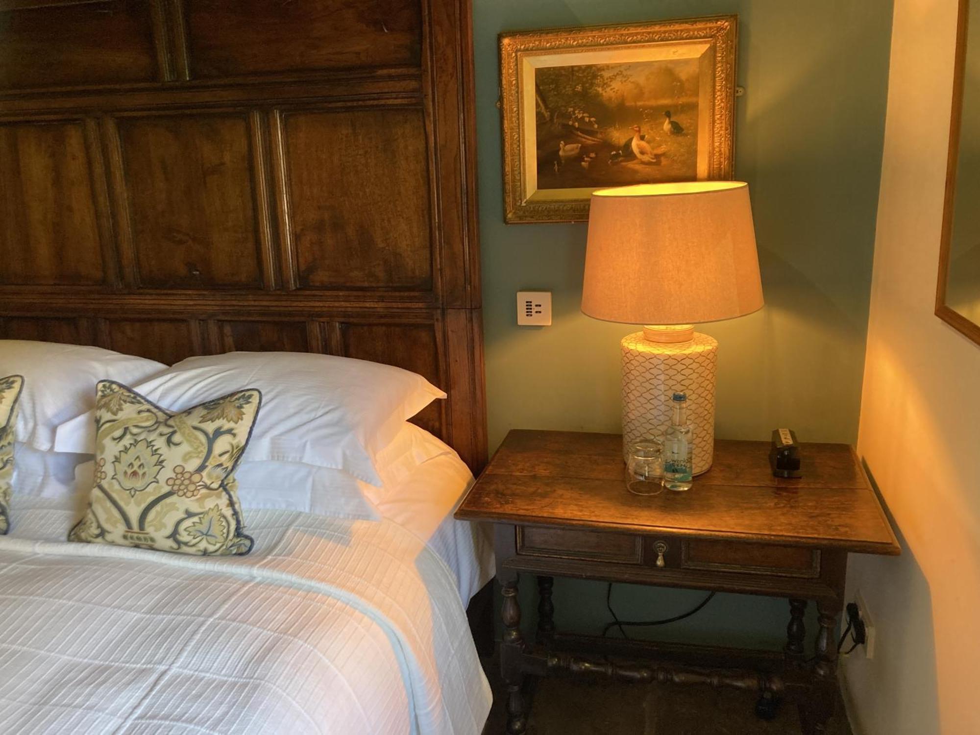 Old Downton Lodge ลุดโลว์ ห้อง รูปภาพ